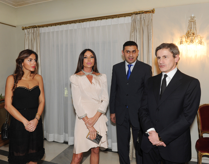Azerbaijani First Lady views premiere opera of 'The Two Foscari' by Giuseppe Verdi  (PHOTO)